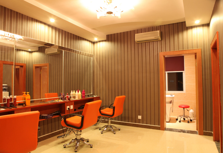 Business Facilities