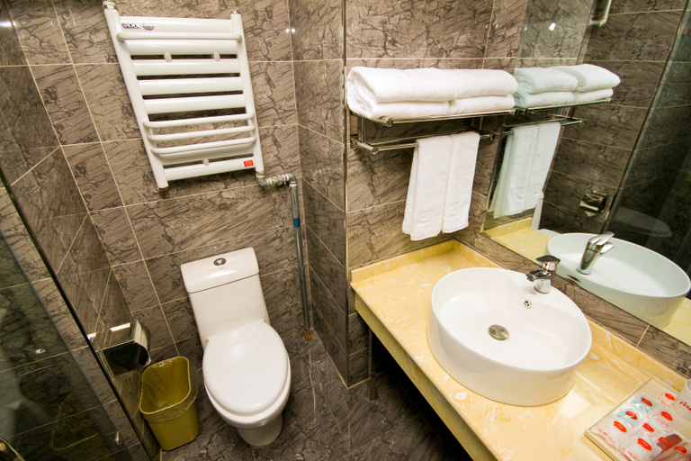 Bathroom 2, Yasidun Hotel, Xi'an