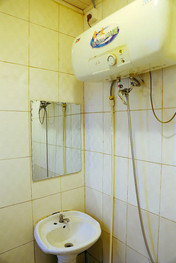 Bathroom 3, Jitai Hotel (Beijing Tongren Hospital Zhanqian Square), Beijing