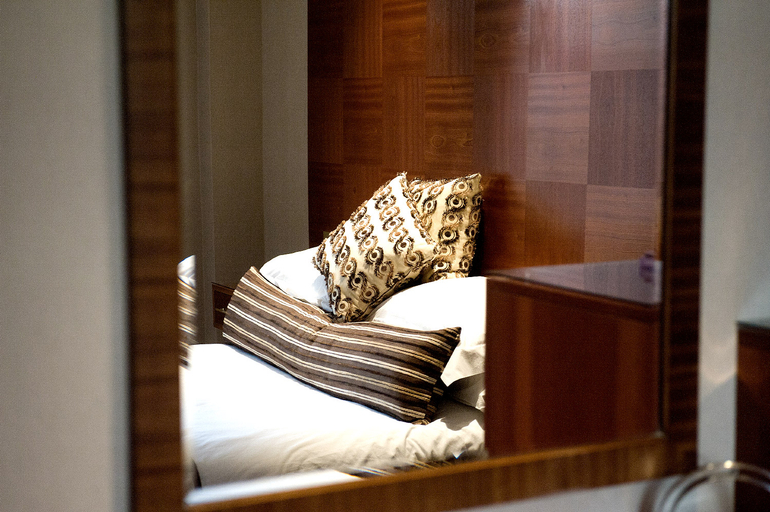 Bedroom 2, The Mansefield Hotel, Moray