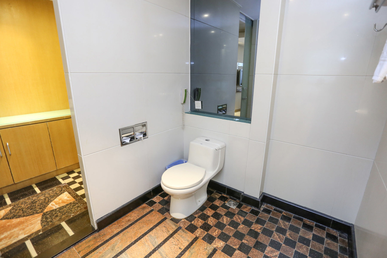 Bathroom 2, スーパー 8ホテル(), Guangzhou