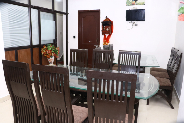 Food & Drinks 5, Hotel Hillora Mcleodganj, Kangra