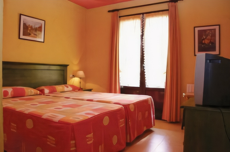 Bedroom 2, Conjunto Hotelero la Pasera, Asturias
