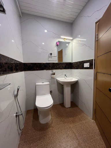 Bathroom 4, Uptown Inn, Bangalore