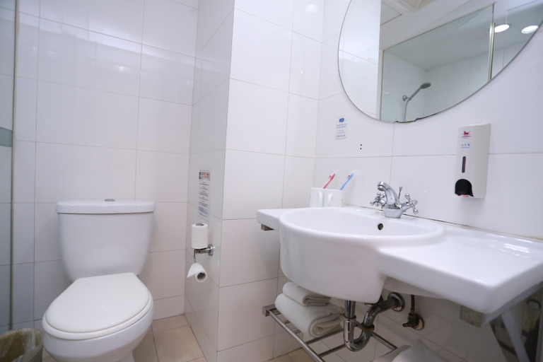 Bathroom 3, Hanting Hotel Handan Lingxi Bei Street, Handan