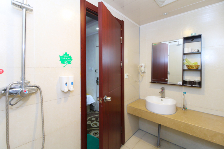 Bathroom 2, Jin Chao Hotel, Jinhua