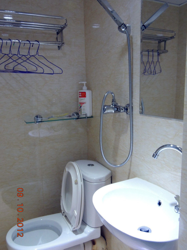 Bathroom 4, Hotel Guanzhou, Kowloon