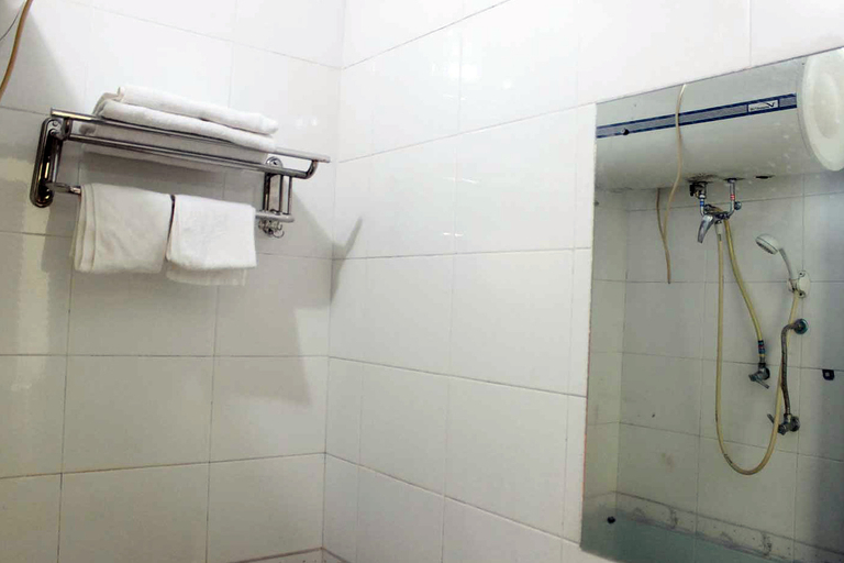 Bathroom 3, Fogang Bolin Fashion Hotel, Qingyuan