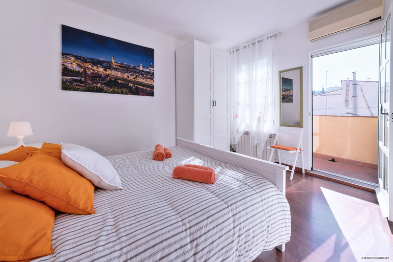 Bedroom 3, Wine Apartments Florence Prugnolo, Florence