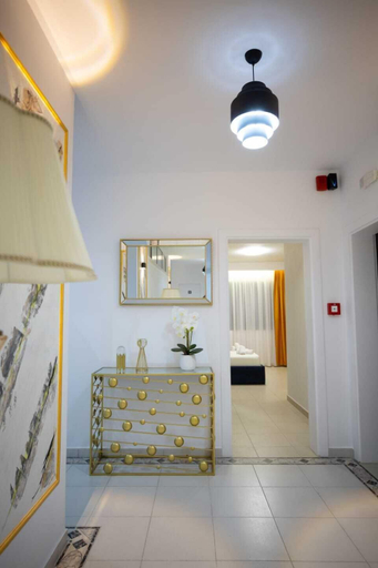 Public Area, Hotel Frekel, Tiranës