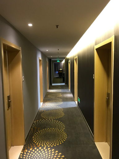 Others 4, H. Hotel, Beijing