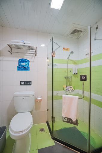 Bathroom 3, Muzi Hotel, Xiamen