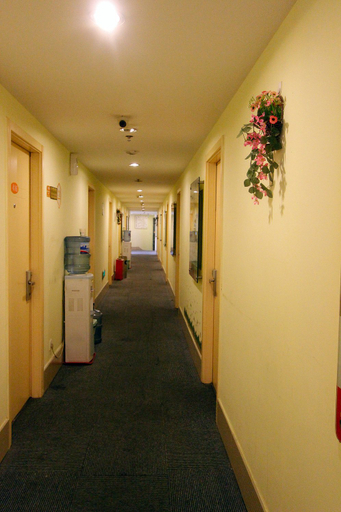 Others 5, 99 Inn Chengdu Fuqin West Road, Chengdu
