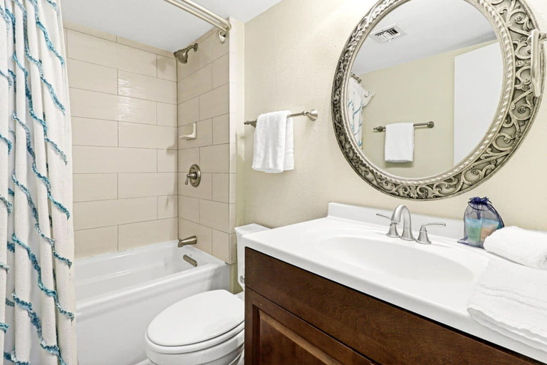 Room 3, Sea Escape-boardwalk Access Large Community Pool, Nueces