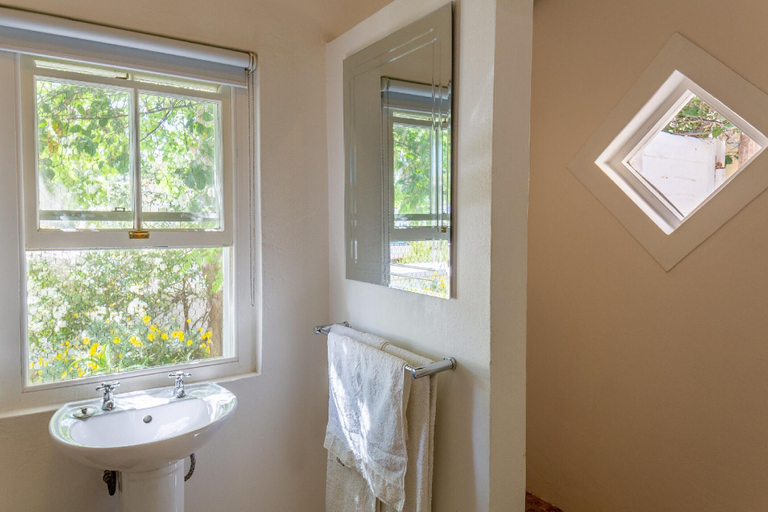 Bathroom 5, 81 on Church Guest House, Central Karoo