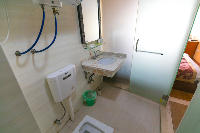 Bathroom 2, Yueyou Hotel Chongqing Airport, Chongqing