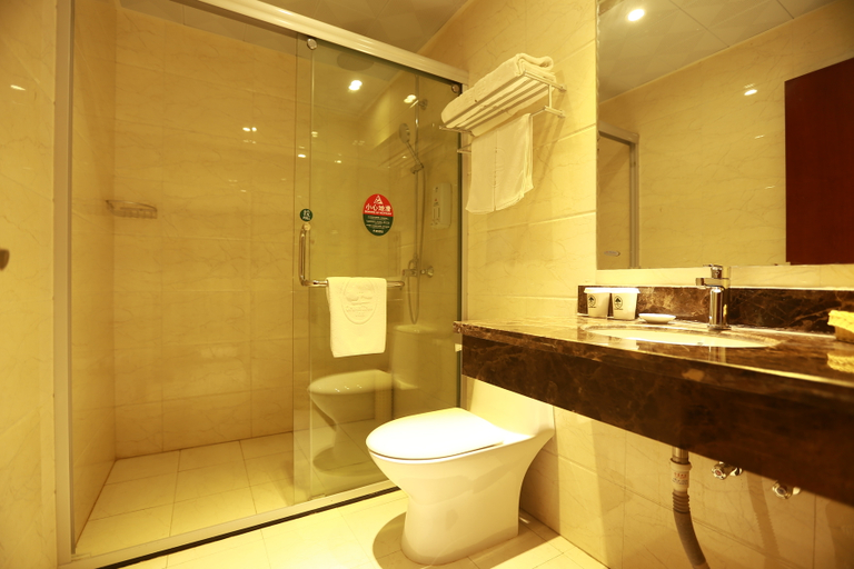Bathroom 3, GreenTree Inn Chizhou Pingtian Lake Qingfeng Avenue Business Hotel, Chizhou