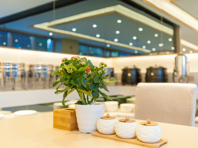 Food & Drinks 5, Lavande Hotel (Beijing Changyang Metro Station), Beijing