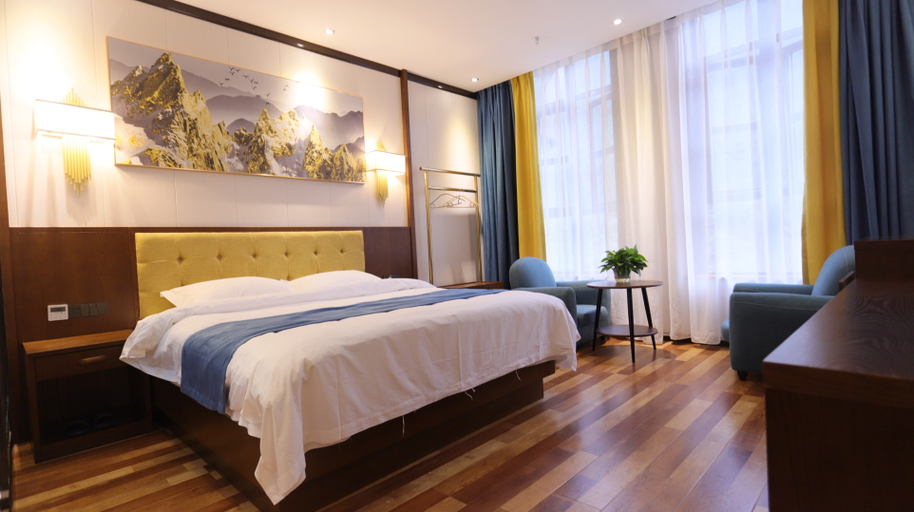 Bedroom 5, Jisu Inn, Luzhou