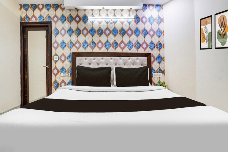 Room 5, Deluxe Room Zirakpur - Patiala Anvay, Sahibzada Ajit Singh Nagar