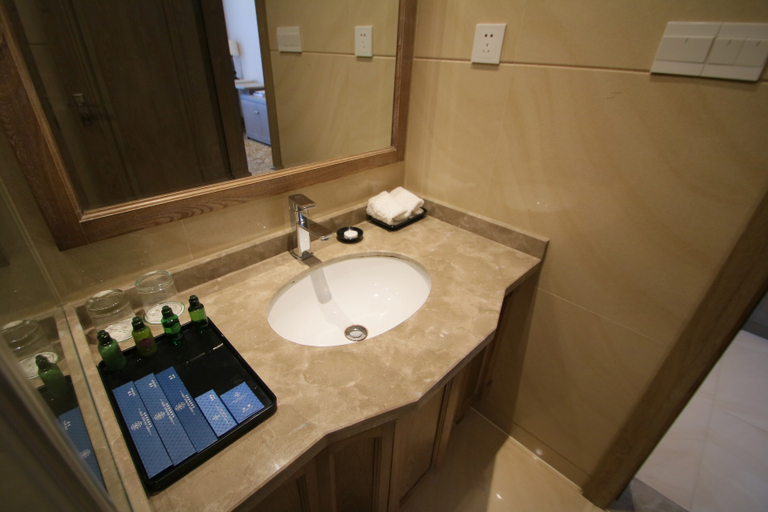 Bathroom 5, Famjoy Boutique Hotel, Shanghai