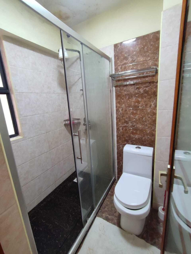 Bathroom 2, Lux Suites Marcus Apartments Kilimani, Dagoretti North