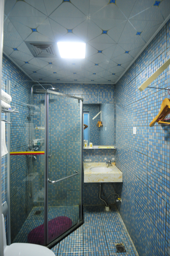 Bathroom 2, スーパーエイトホテル（）, Sanya