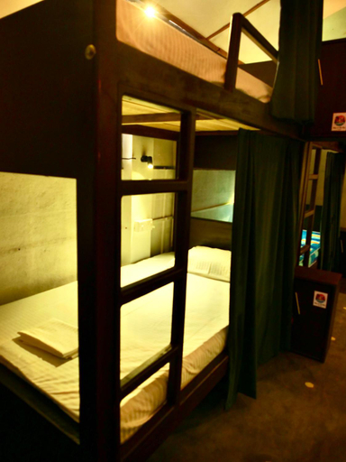 Bedroom 3, Way Of The Bay, Pothuvil