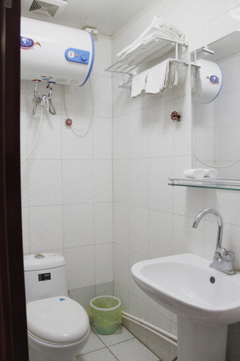 Bathroom, Longjite Hotel, Beijing