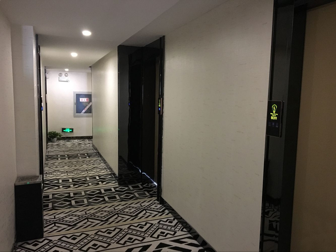 Others 3, Yayi Fashion Hotel, Changsha