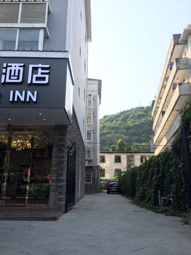 Exterior & Views 1, Yijia Baiyun Hotel, Liuzhou
