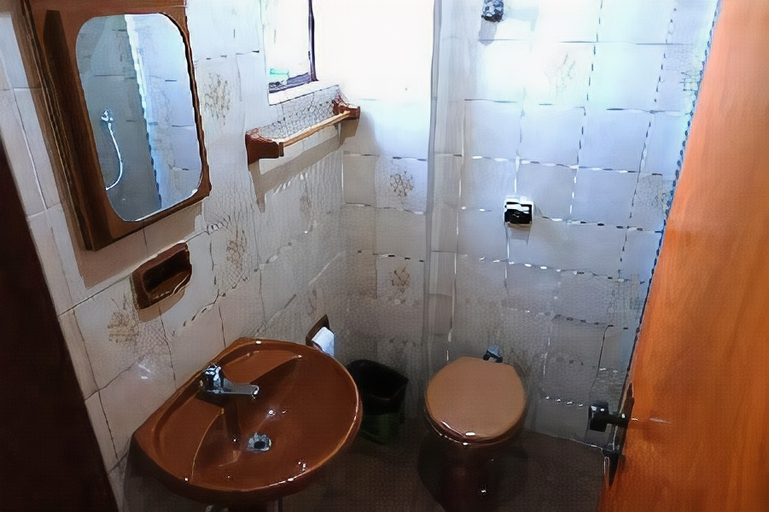 Bathroom 4, Hotel Almanara, Cuiaba