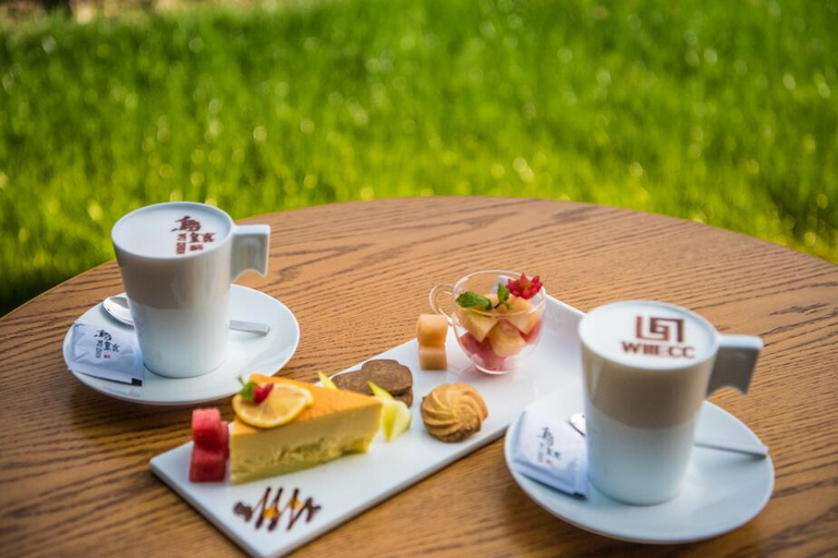Food & Drinks 5, Waterside Resort, Jiaxing