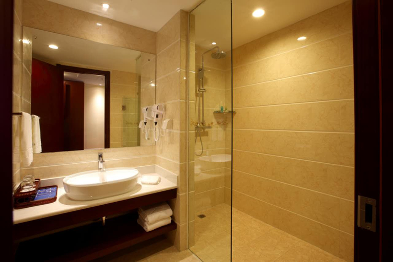 Bathroom, Beijing New China Insurance Training Center, Beijing