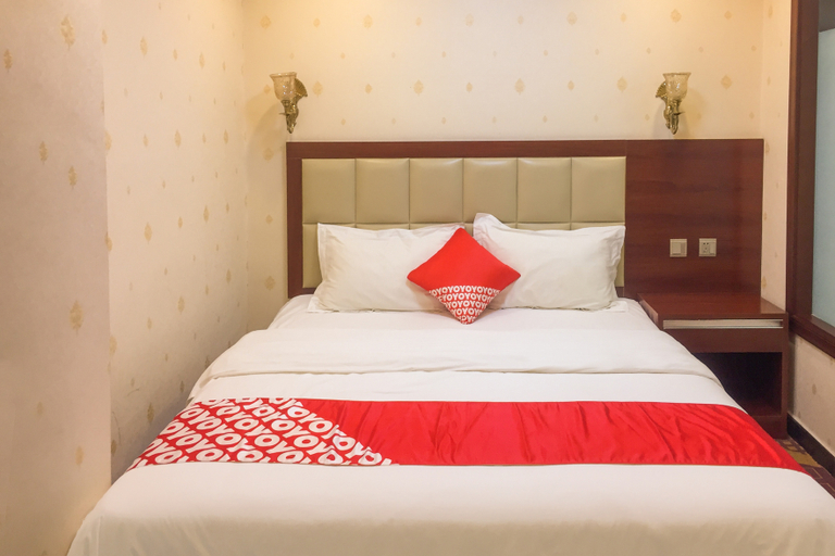 Bedroom 2, Chifeng Zhongbei Business Hotel, Chifeng