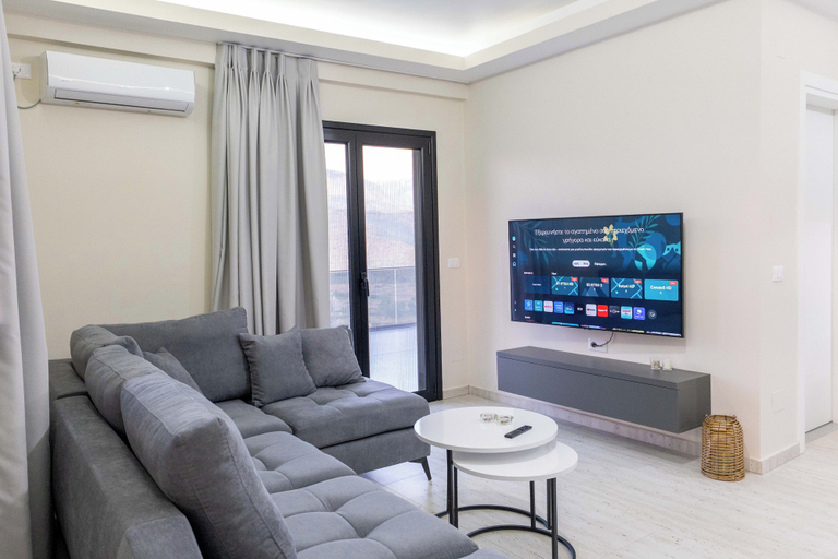 Living area 3, Villa Verde, Sarandës