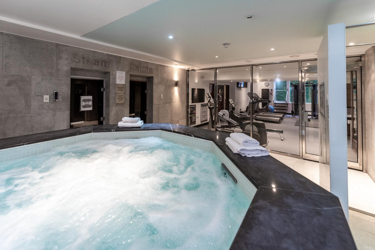 Sport & Beauty 4, Roland House, London