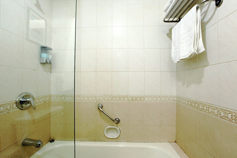 Bathroom 2, Shou Hotel (Building C), Beijing