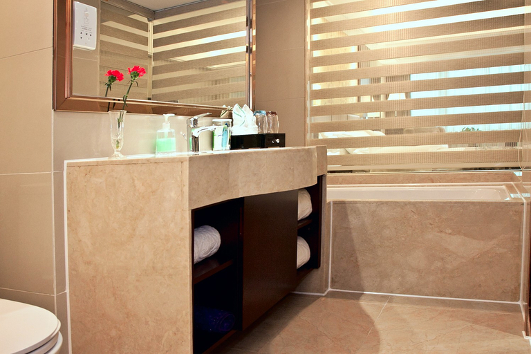 Bathroom 2, Fujian Landscape Hotel, Fuzhou