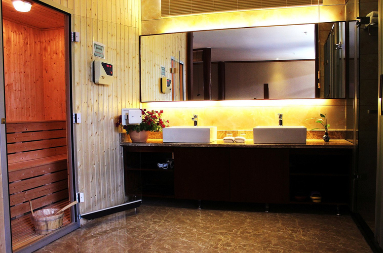 Bathroom 3, Floral Hotel Lijiang Qinyuan, Lijiang