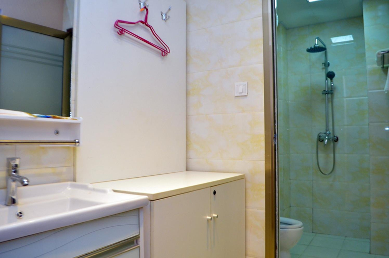Bathroom 2, Qiaoshi Hotel, Luoyang