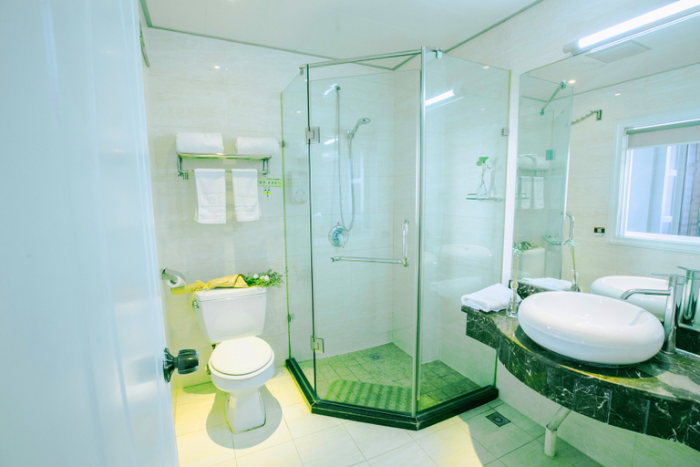 Bathroom 5, ·ホテル（）, Leshan