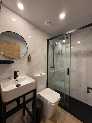 Bathroom 3, CC Gijon, Asturias