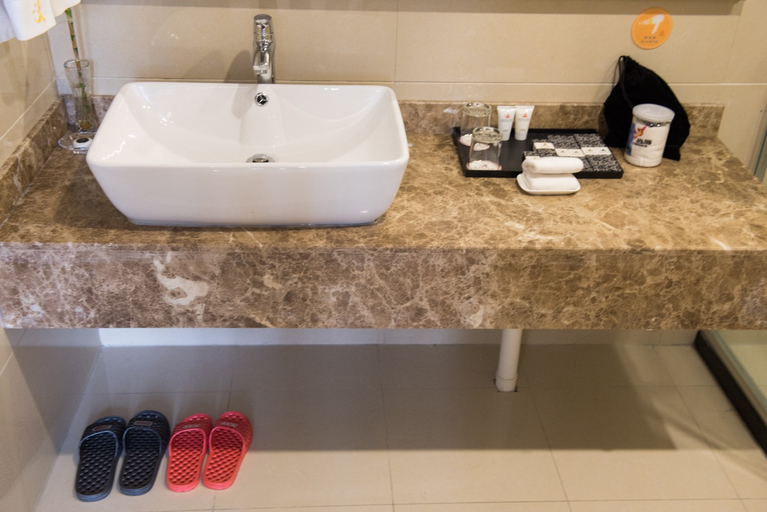 Bathroom 2, ホテル(), Yuncheng