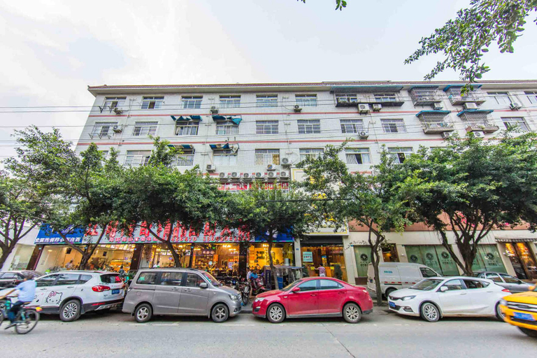 Exterior & Views 1, LongXiang E-sports cinema Hotel, Chengdu