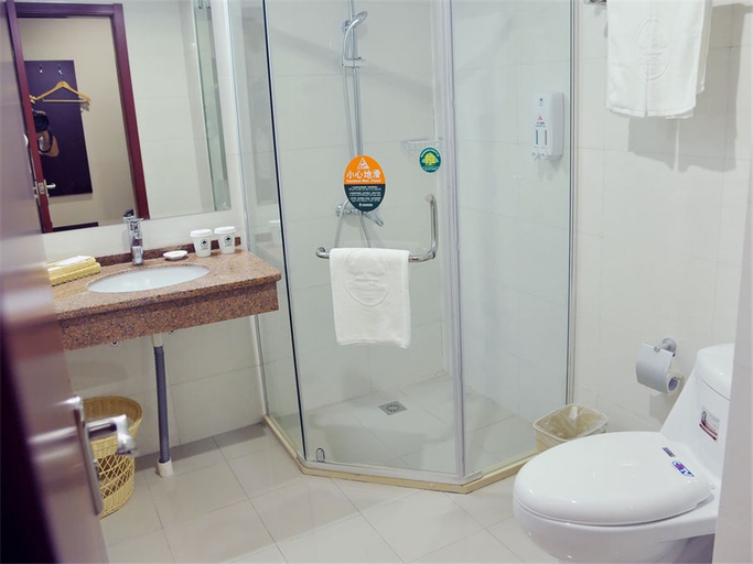 Bathroom 3, GreenTree Inn Suzhou Exhibition Center Express Hotel, Suzhou