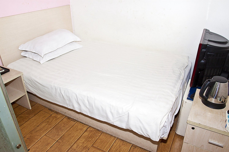 Bedroom 2, Shanghai Jingjing Hotel (Caobao Road Subway Station), Shanghai