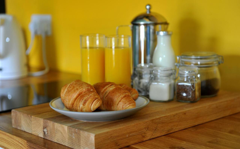 Food & Drinks 5, Beechurst Serviced Apartments, Gloucestershire