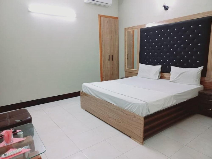 Bedroom 4, Cosy Inn Guest House, Karachi