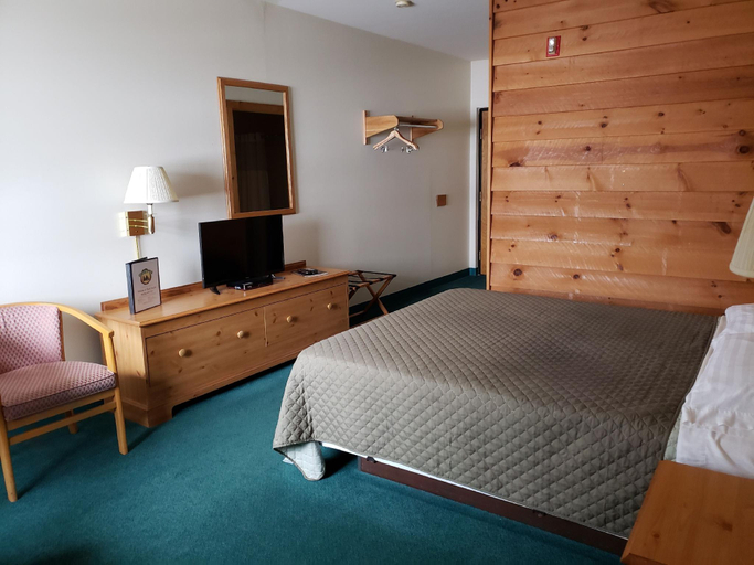 Bedroom 5, Camp 28, Taylor